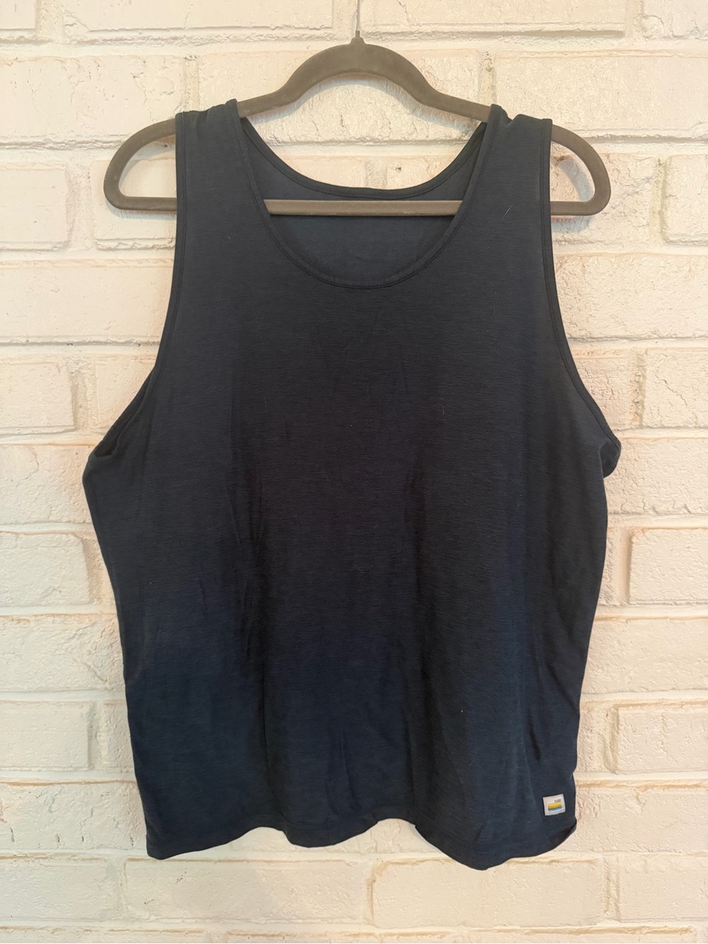 Vuori Strato Tech Tank Navy Heather Men’s Performance Athletic Tank M